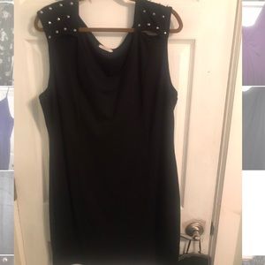 Black bodycon dress